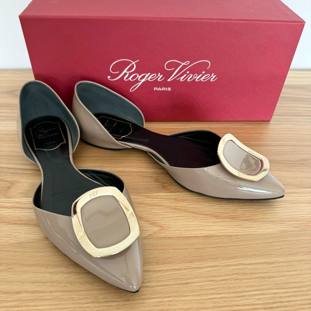 Roger Vivier flats size 7